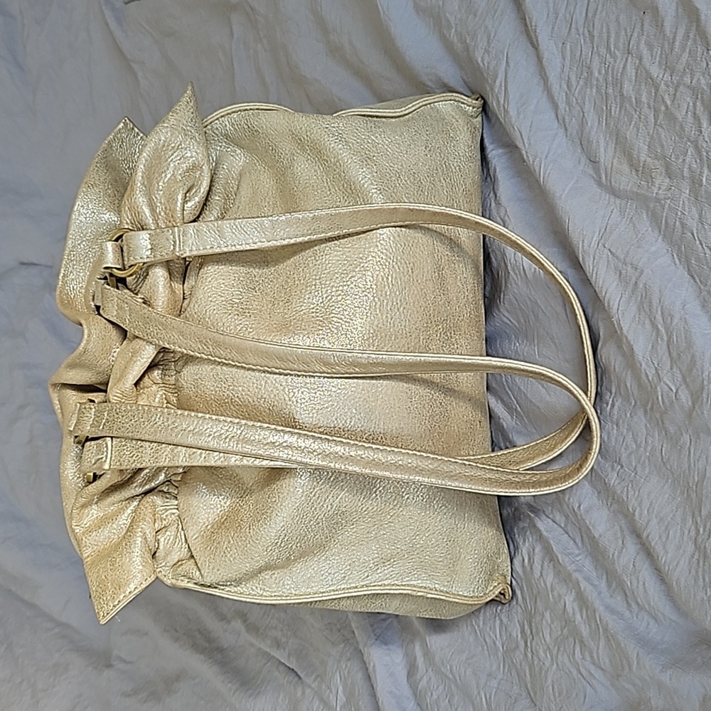 HOBO International Caliber in pearled silver metallic leather - Picture 11 of 16